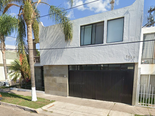 VENTA DE CASA EN COLONIA CIRCUNVALACION NORTE, AGUASCALIENTES.