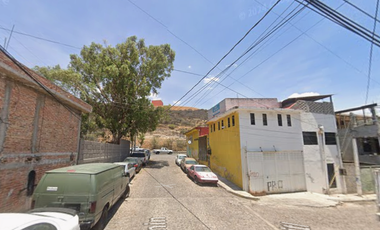 ¡ADQUIERE ESTA CASA CON LOCAL COMERCIAL; (INMUEBLE DE RECUPERACIÓN BANCARIA) YA CON ADJUDICACIÓN ------SOLO RECURSOS PROPIOS