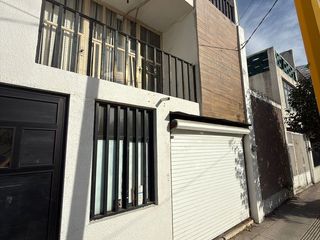 SE RENTA CASA PARA OFICINA EN ZONA CENTRO