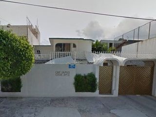 SE VENDE CASA EN: CAPITAN JAMES COOK, COSTA AZUL, ACAPULCO DE JUÁREZ, GUERRERO.