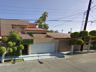 SE VENDE CASA EN: 3er. RETORNO GRAN LAGO DE LOS OSOS, FRACCIONAMIENTO JARDINES DEL LAGO LAGO, MEXICALI, BAJA CALIFORNIA.