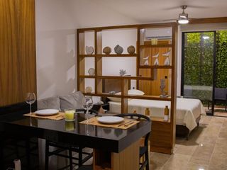 Estudio en venta en Playa del Carmen Quintana Roo amueblado con terraza y excelente ubicación