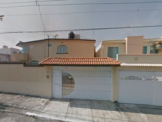 CASA EN VENTA EN CALLE BERNAL DIAZ DEL CASTILLO EN  BOCA DEL RÍO, VERACRUZ