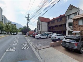 Departamento de recuperación bancaria a la venta en Lomas del Valle, Monterrey, Nuevo León
