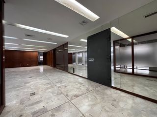 Oficina 230m2 en Renta en Colonia Americana