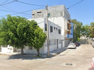 BONITA CASA EN VENTA, EN CIUDAD DEL CARMEN, CAMPECHE.