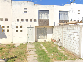 🏡 Casa en venta – Jardines de María Teresa