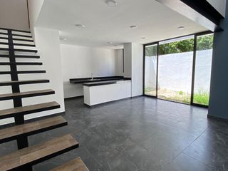 Townhouse NUEVO en Xcanatun