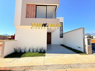 Vendo Casa Nueva con recámara en planta baja en Fraccionamiento privado en Fortín!!.