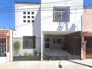 Remate Bancario con garantía de entrega en Colinas Del Poniente, Aguascalientes