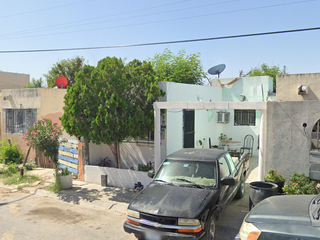 Imagina pagar menos hoy y vivir mejor mañana!! Venta de linda casa en recuperación bancaria, Villas de San Miguel, 88283 Nuevo Laredo, Tamaulipas.