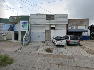 Local comercial en venta Av. Cristobal Colon 3541, López Portillo, 44960 Guadalajara, Jalisco, México LOCAL COMERCIAL EN VENTA EN LOPEZ PORTILLO GUADA
