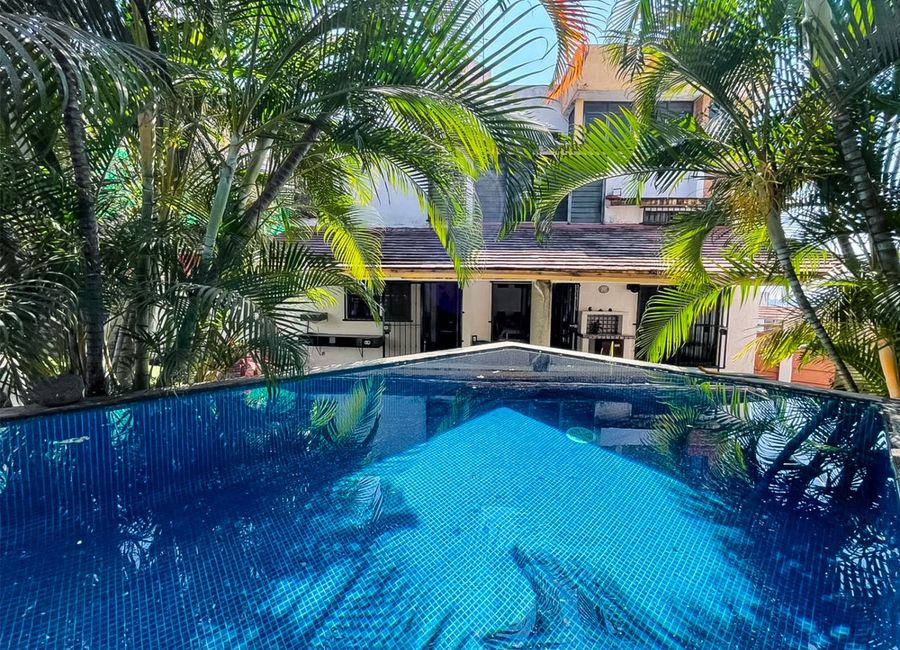 Casa con alberca climatizada y salón de juegos en Temixco, Morelos ...
