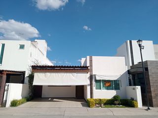 En Venta Casa de Una Planta al Sur de Aguascalientes Fraccionamiento  Rancho Sata Mónica