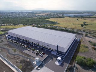 Nave Industrial de 13,576 m² en Renta en Monterrey