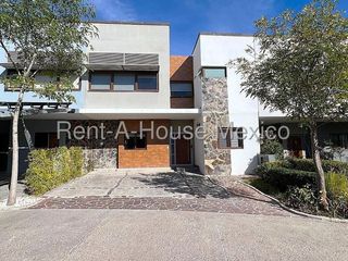 Casa en Venta en Condominio Brasas | Altozano Querétaro JPC1906