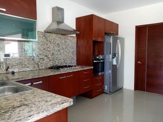 CASA EN RENTA EN CIUDAD DEL CARMEN 🏡✨ 📍RESIDENCIAL AZUL 32