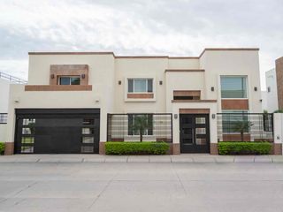 Casa en venta en La Rioja Residencial Hermosillo,  492 m² con terreno excedente