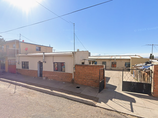 Vive la experiencia de comprar inteligente!! Venta de amplia casa en recuperación bancaria entrega de 3 a 6 meses, COLONIA REPÚBLICA, CUAUHTÉMOC,CHIH.