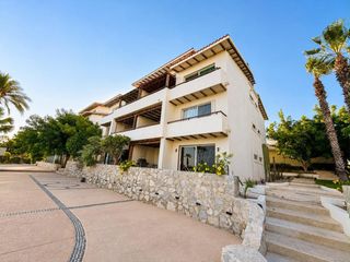 Departamento en renta en Cabo San Lucas en Tamar con corredor turístico