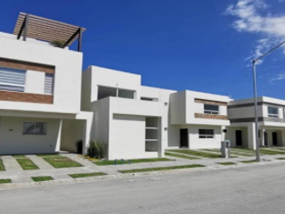 CASA EN VENTA EN AV. LOS ENCINOS, ENCINOS PEDREGAL, CP 66634, APODACA, NUEVO LEON
