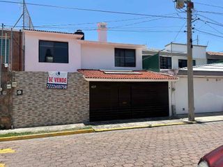 venta de casa en Zavaleta , fraccionamiento arcos del sur