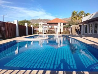 Casa en venta en Altaria Residencial Hermosillo – recámara en planta baja y acceso a alberca