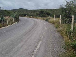 Terreno en VENTA de uso industrial, usos múltiples , colindantes a CEMENTO CRUZ AZUL TEPEZALÁ