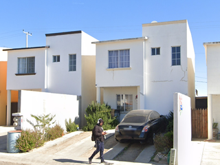 VENTA DE BONITA CASA EN PLAYAS DEL ROSARITO, B.C.