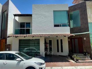 casa en venta atrás de plaza San Diego, san pedro Cholula puebla