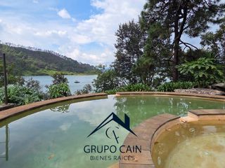 CASA EN RENTA CON ACCESO DIRECTO AL LAGO
