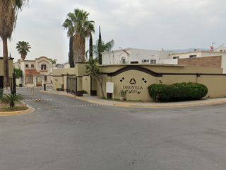 Hermosa Casa en Barrio San Pedro, Monterrey, N.L. , Casa En Remate. Precio Especial.