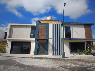 CASA EN VENTA, AV 27 , LÓPEZ ARIAS , CÓRDOBA VERACRUZ
