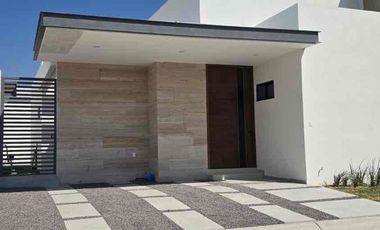 Casa de 1 piso en lomas del molino V