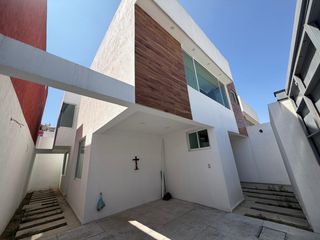 EXCELENTE VIVIENDA RESIDENCIAL ACUITLAPILCO, TLAXCALA