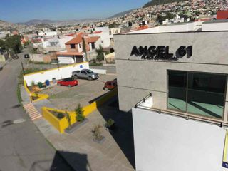 LAZA COMERCIAL EN VENTA / RENTA‼️
IDEAL PARA ESCUELA, CLINICA U OFICINAS