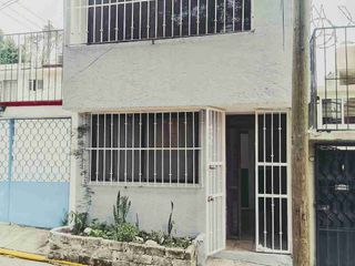 CASA EN RENTA, COL. EL SANTUARIO, IZTAPALAPA