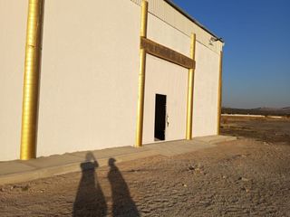 Rento Bodega Nave Industrial al Sur de Aguascalientes Peñuelas a Pie de Carretera