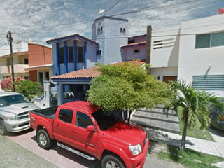CASA EN VENTA EN COLONIA JARDINES VISTA HERMOSA III, MUNICIPIO COLIMA, COLIMA