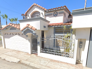 CASA EN VENTA EN LA COLONIA ALABRISA EN TIJUANA EN BAJA CALIFORNIA