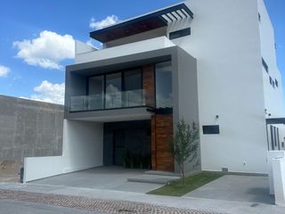 LA VISTA RESIDENCIAL $ 8 900 000