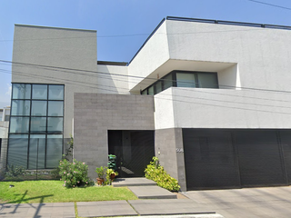 Aprovecha Casa Remate en Venta en San Pedro Garza García, Nuevo León