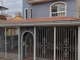 VENTA DE CASA EN ZAPOPAN JALISCO DE LA COLONIA LA CALMA