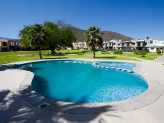 CASA EN REMATE BANCARIO CAMPO SUR TLAJOMULCO DE ZUÑIGA