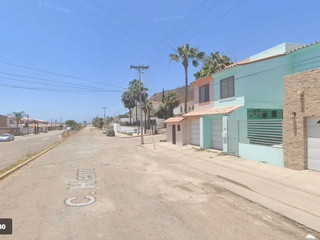 EN ZONA EXCLUSIVA DE ENSENADA, PUERTA DEL MAR, GRAN OPORTUNIDAD!! CASA EN REMATE BANCARIO, POR LO CUAL NO SE ACEPTAN CREDITOS DE NINGUN TIPO