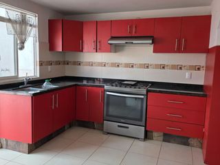 RENTA CASA SEMIAMUEBLADA EN PRIVADA FRAYLEA, S.L.P.