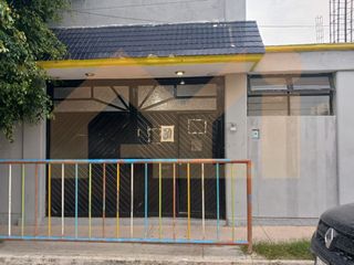 ¡Rento plantel para KINDER, GUARDERIA, COLEGIO, ACADEMIA ETC  en Fraccionamiento Casa Blanca! 🏢✨