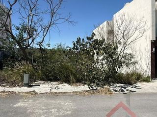 Venta de Terreno en Cumbres Elite Premier Mitras Poniente Garcia NL