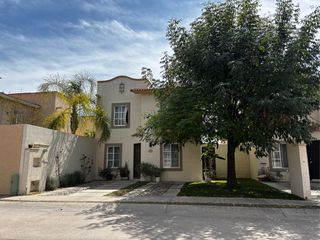 CASA EN RENTA AMUEBLADA EN RANCHO SANTA MONICA
