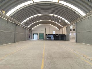 HUIXQUILUCAN, TENEMOS BODEGAS A PARTIR DE 128 M2 ,400 M2  Y 4 DE 734 M2 DENTRO DE PARQUE, ANDENES
